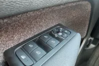 Volvo XC40 din 2022 cu 25.533 km - oferta VOL124515 - foto 29