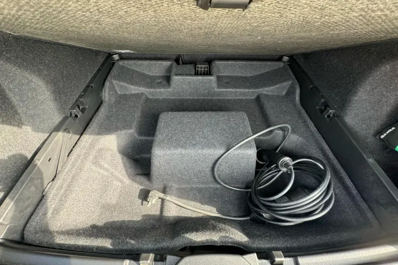 Volvo XC40 din 2022 cu 25.533 km - oferta VOL124515 - foto 37