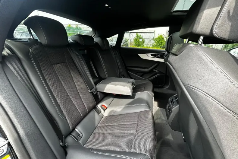 Audi A5 din 2023 cu 26 km - oferta AUD124518 - foto 17