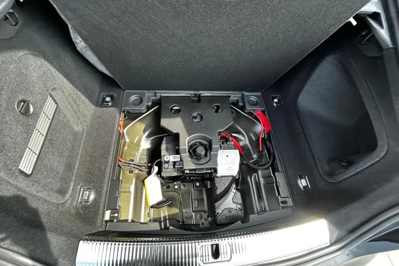 Audi A5 din 2023 cu 26 km - oferta AUD124518 - foto 36