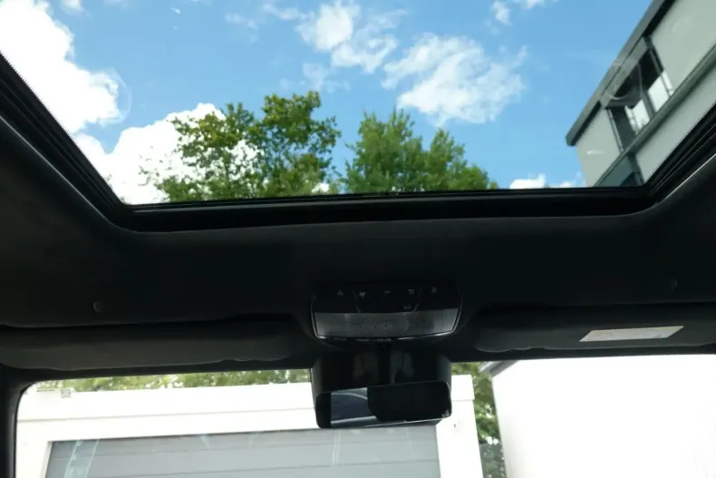 Mercedes-Benz G 63 AMG din 2024 cu 7.900 km - oferta MER124535 - foto 19