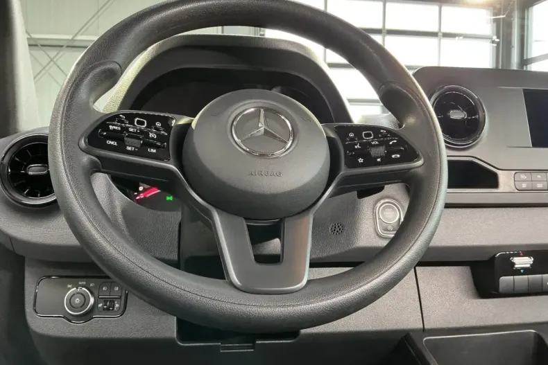 Mercedes-Benz Sprinter din 2024 cu 28.355 km - oferta MER124541 - foto 12