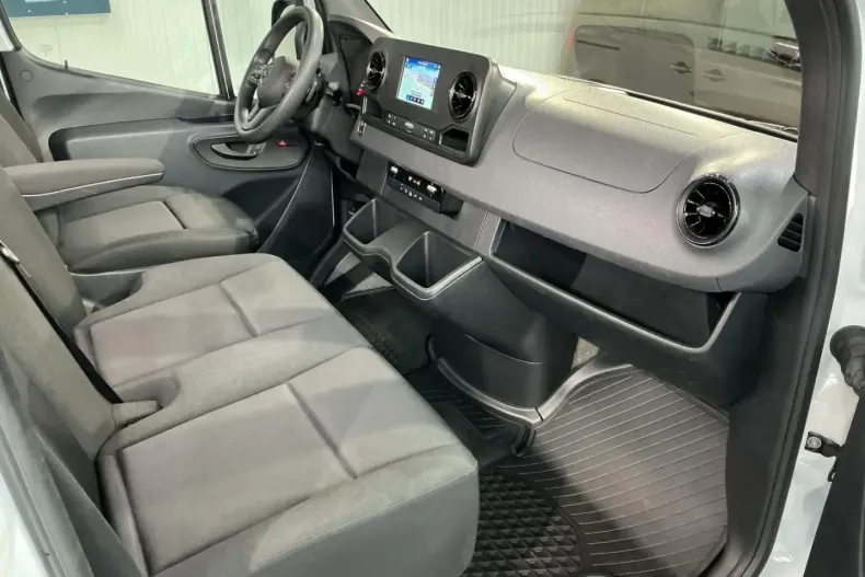 Mercedes-Benz Sprinter din 2024 cu 28.355 km - oferta MER124541 - foto 20