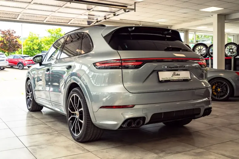 Porsche Cayenne din 2022 cu 59.990 km - oferta POR124544 - foto 5