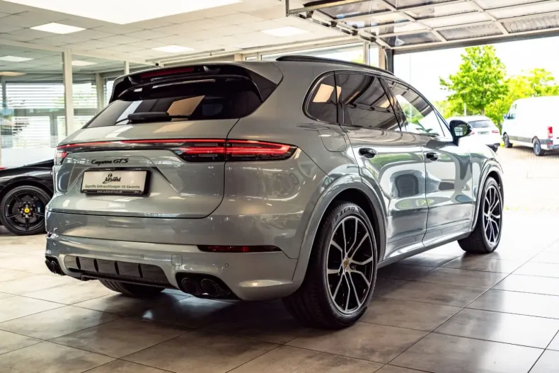 Porsche Cayenne din 2022 cu 59.990 km - oferta POR124544 - foto 7