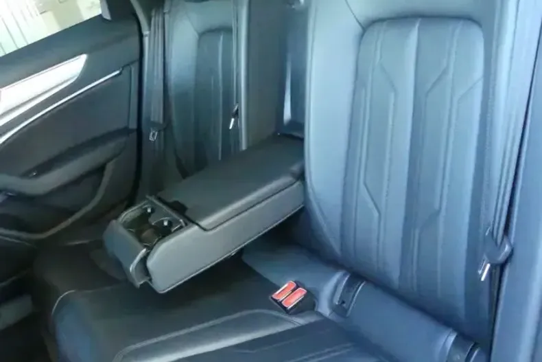 Audi A6 din 2023 cu 59.320 km - oferta AUD124545 - foto 17