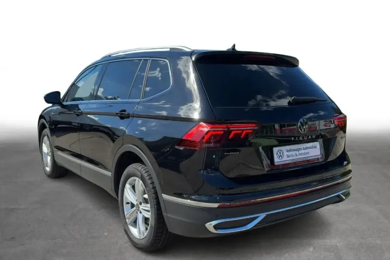 Volkswagen Tiguan Allspace din 2024 cu 19.655 km - oferta VOL124547 - foto 2
