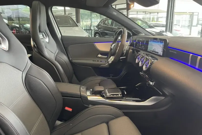 Mercedes-Benz A 45 AMG din 2021 cu 39.903 km - oferta MER124551 - foto 5