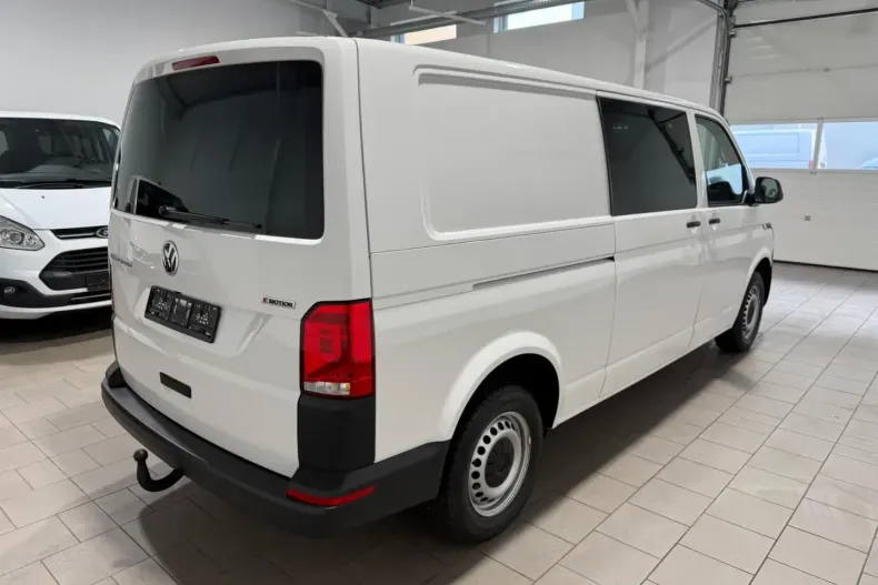 Volkswagen T6 Transporter din 2023 cu 15.700 km - oferta VOL124554 - foto 4