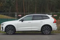 Volvo XC60 din 2022 cu 19.928 km - oferta VOL124558 - foto 2