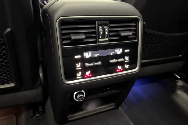 Porsche Cayenne din 2024 cu 9.000 km - oferta POR124564 - foto 23