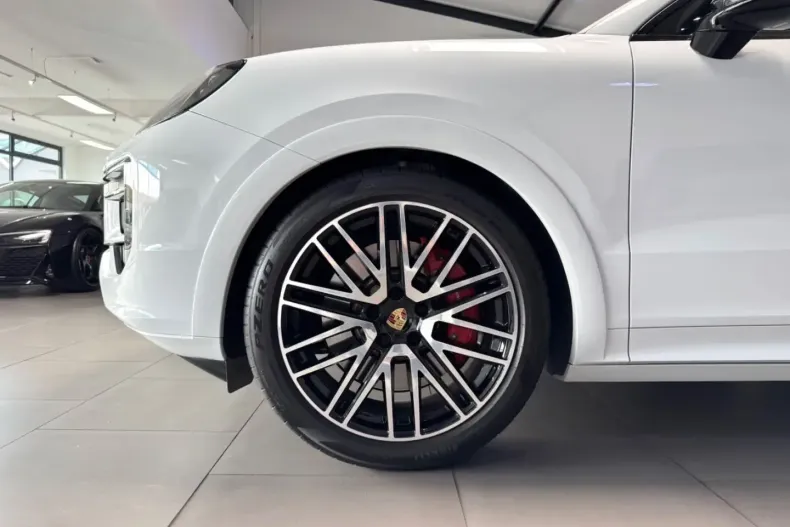 Porsche Cayenne din 2024 cu 9.000 km - oferta POR124564 - foto 29