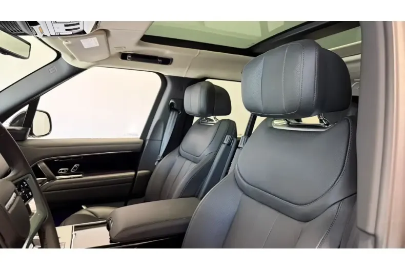 Land Rover Range Rover din 2025 cu 2.800 km - oferta LAN124567 - foto 19