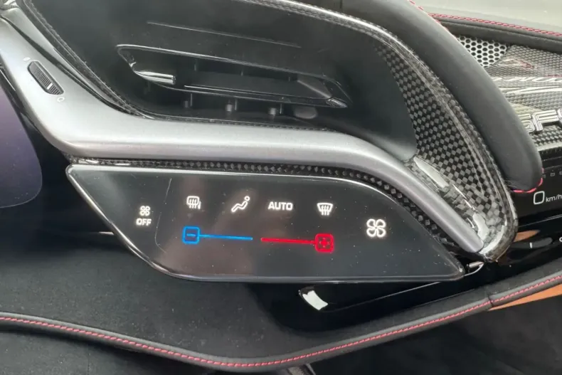 Ferrari SF90 din 2022 cu 6.500 km - oferta FER124569 - foto 20