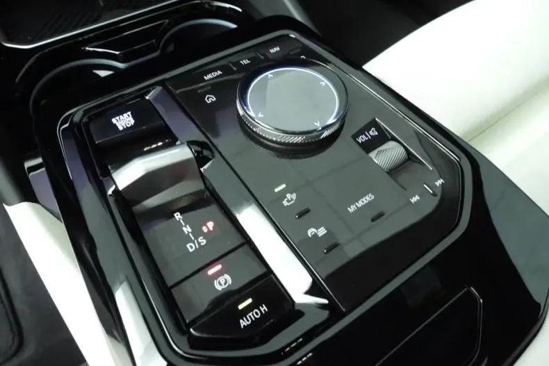 BMW 520 din 2024 cu 13.000 km - oferta BMW124578 - foto 16