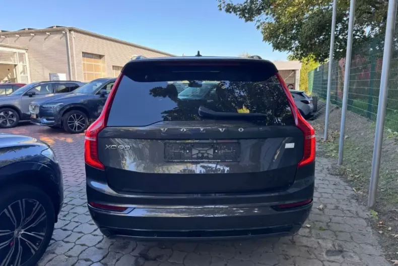 Volvo XC90 din 2022 cu 36.528 km - oferta VOL124586 - foto 3