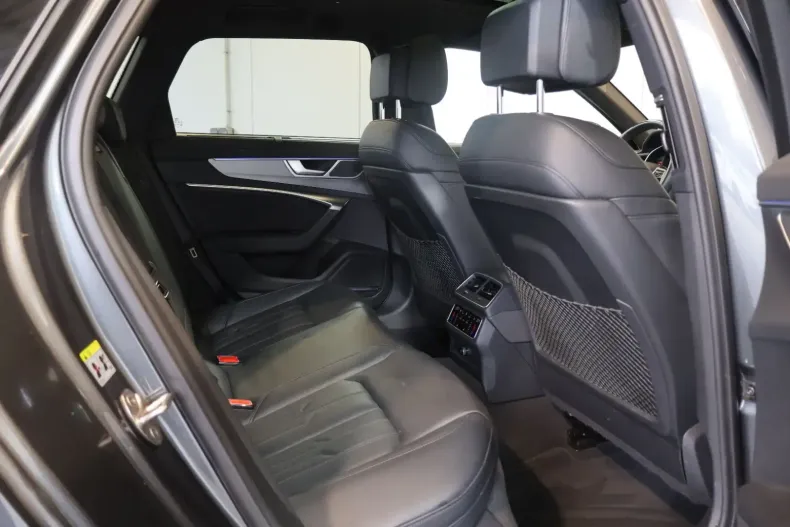 Audi RS6 din 2021 cu 56.730 km - oferta AUD124591 - foto 18