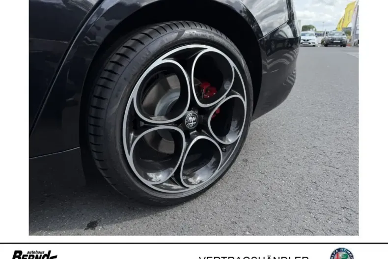 Alfa Romeo Giulia din 2024 cu 4.999 km - oferta ALF124602 - foto 13