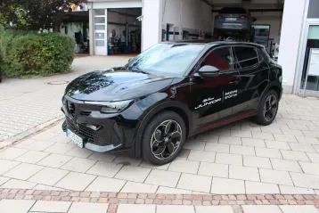 Alfa Romeo Junior din 2024 - oferta ALF124605