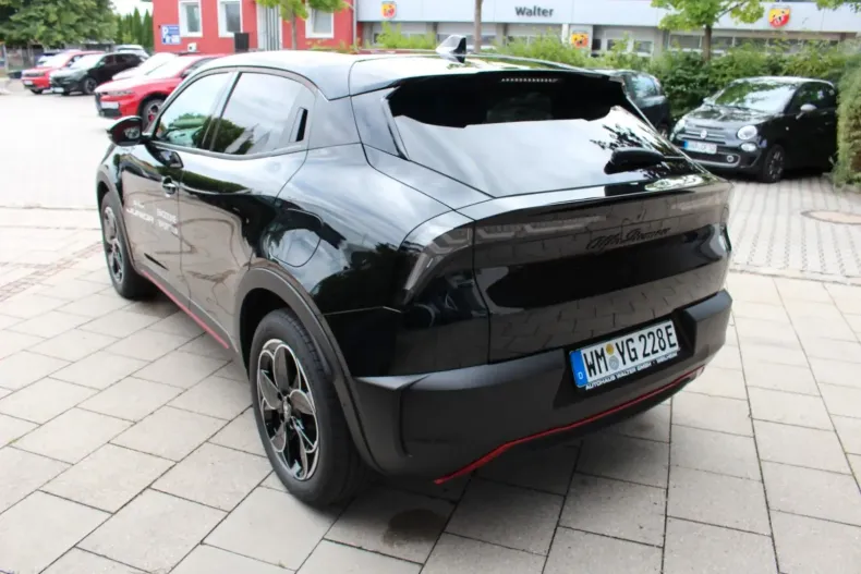 Alfa Romeo Junior din 2024 cu 4.800 km - oferta ALF124605 - foto 3