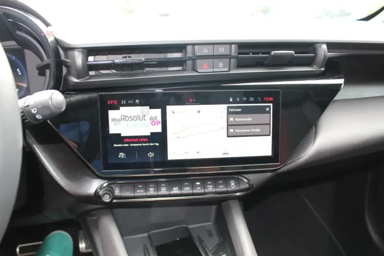 Alfa Romeo Junior din 2024 cu 4.800 km - oferta ALF124605 - foto 7