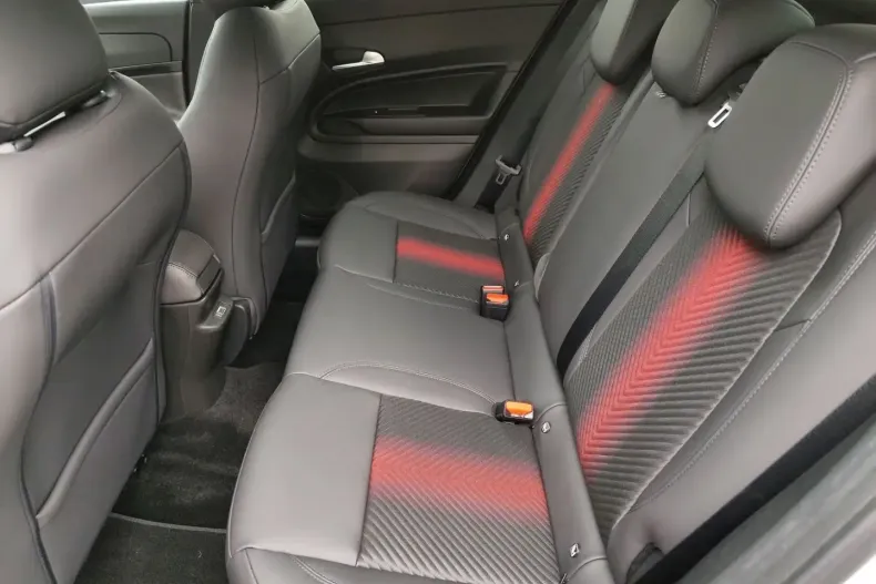 Alfa Romeo Junior din 2024 cu 1.500 km - oferta ALF124606 - foto 11