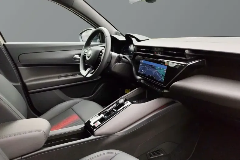 Alfa Romeo Junior din 2024 cu 1.500 km - oferta ALF124606 - foto 13