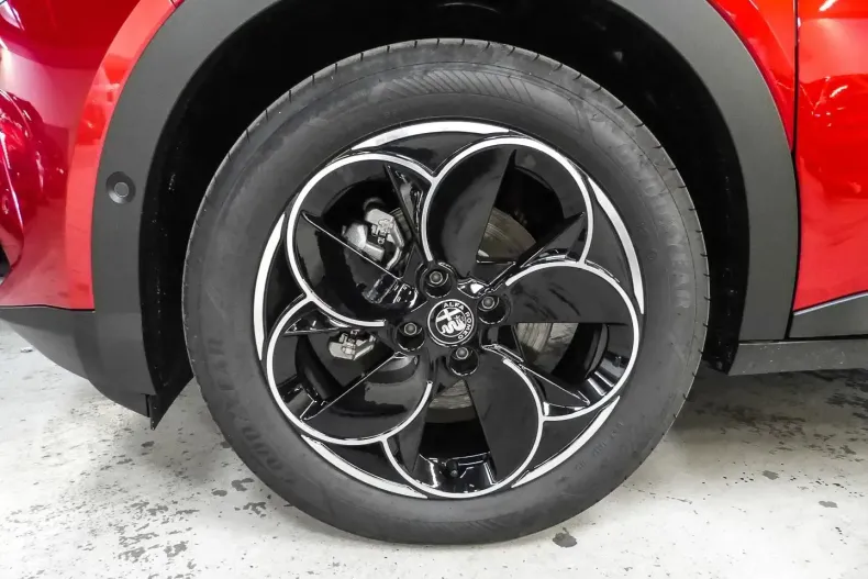 Alfa Romeo Junior din 2024 cu 8.000 km - oferta ALF124607 - foto 3