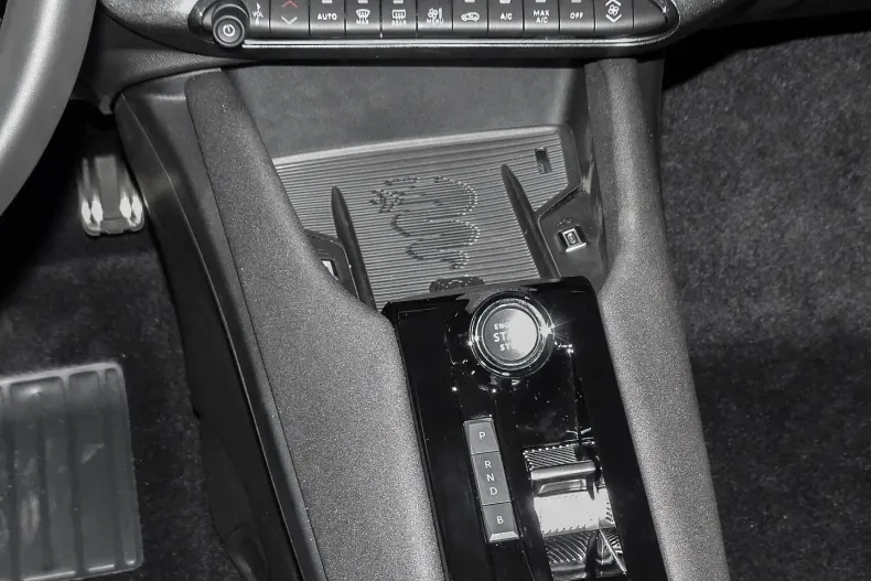 Alfa Romeo Junior din 2024 cu 8.000 km - oferta ALF124607 - foto 10