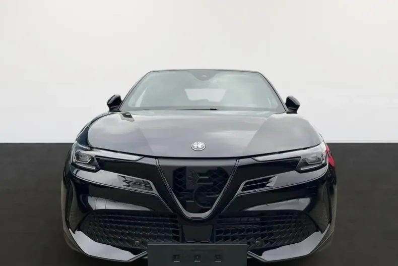 Alfa Romeo Junior din 2025 cu 6.000 km - oferta ALF124608 - foto 2