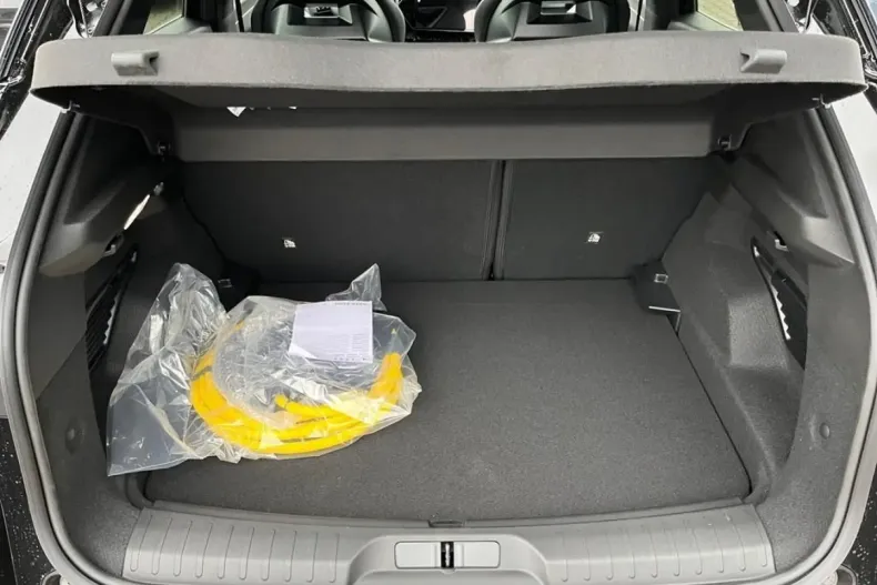 Alfa Romeo Junior din 2025 cu 6.000 km - oferta ALF124608 - foto 6