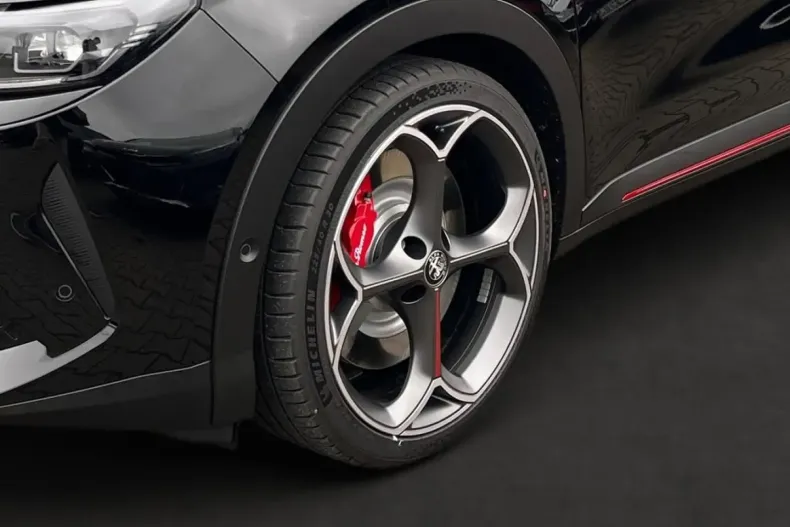 Alfa Romeo Junior din 2025 cu 6.000 km - oferta ALF124608 - foto 7