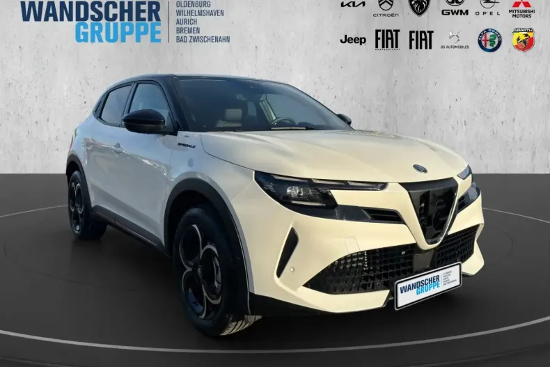 Alfa Romeo Junior din 2024 cu 15.555 km - oferta ALF124611 - foto 9