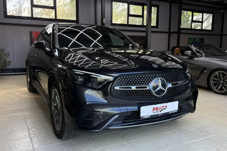 Mercedes-Benz GLC 220 din 2025 cu 12.800 km - oferta MER124613 - foto 1