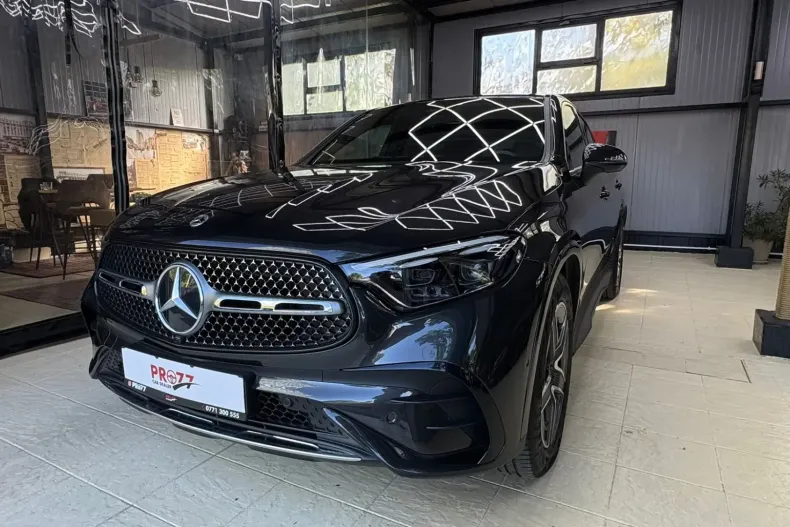 Mercedes-Benz GLC 220 din 2025 cu 12.800 km - oferta MER124613 - foto 3