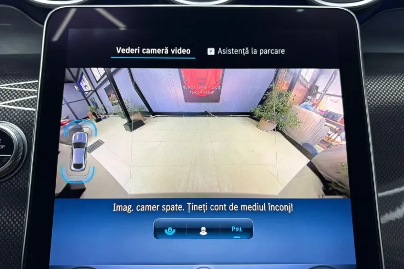 Mercedes-Benz GLC 220 din 2025 cu 12.800 km - oferta MER124613 - foto 11