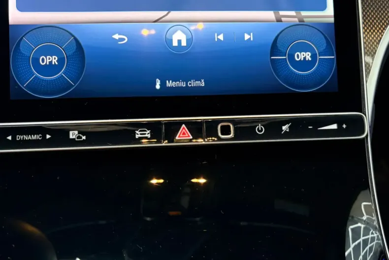 Mercedes-Benz GLC 220 din 2025 cu 12.800 km - oferta MER124613 - foto 15