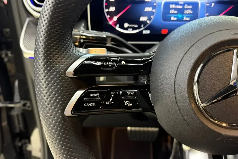 Mercedes-Benz GLC 220 din 2025 cu 12.800 km - oferta MER124613 - foto 21