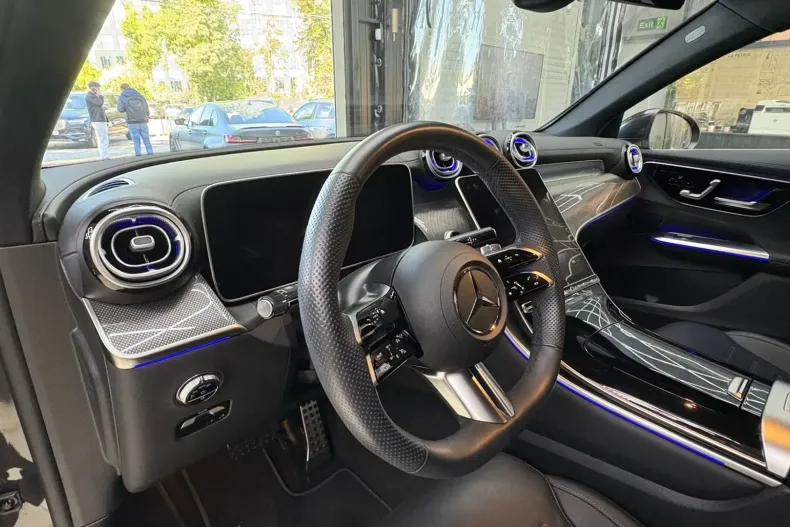 Mercedes-Benz GLC 220 din 2025 cu 12.800 km - oferta MER124613 - foto 23