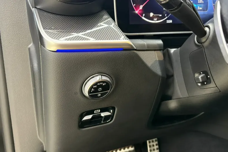 Mercedes-Benz GLC 220 din 2025 cu 12.800 km - oferta MER124613 - foto 26