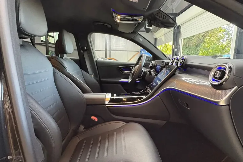 Mercedes-Benz GLC 220 din 2025 cu 12.800 km - oferta MER124613 - foto 33