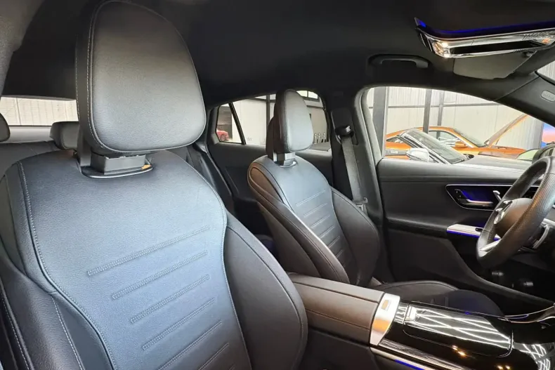 Mercedes-Benz GLC 220 din 2025 cu 12.800 km - oferta MER124613 - foto 34