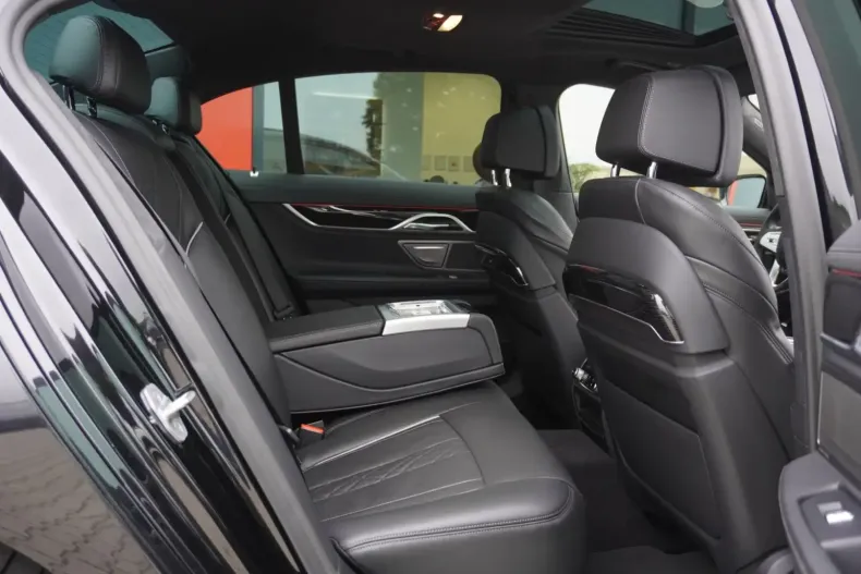 BMW 730 din 2021 cu 47.600 km - oferta BMW124614 - foto 11