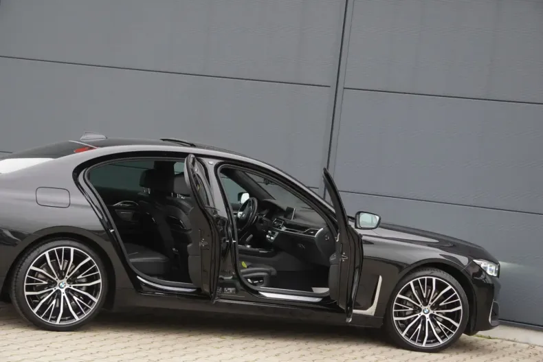 BMW 730 din 2021 cu 47.600 km - oferta BMW124614 - foto 20