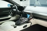 Aston Martin V8 Vantage din 2024 cu 1.329 km - oferta AST124617 - foto 6