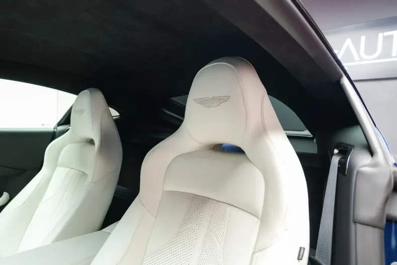 Aston Martin V8 Vantage din 2024 cu 1.329 km - oferta AST124617 - foto 10