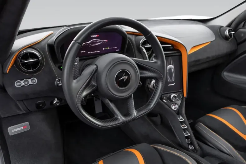 McLaren 720S din 2022 cu 4.200 km - oferta MCL124620 - foto 4