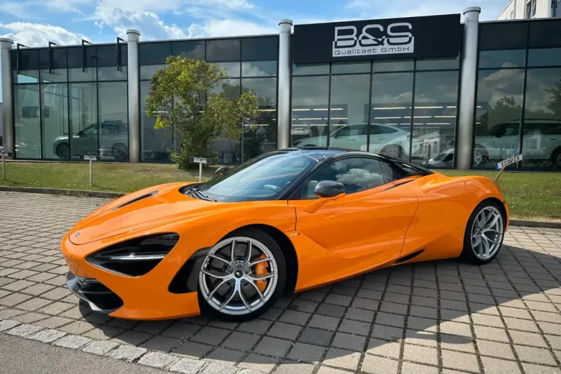 McLaren 720S din 2023 cu 7.100 km - oferta MCL124622 - foto 4