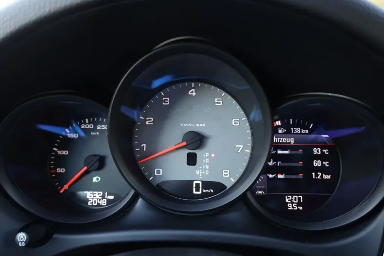 Porsche Macan din 2021 cu 76.321 km - oferta POR124624 - foto 13