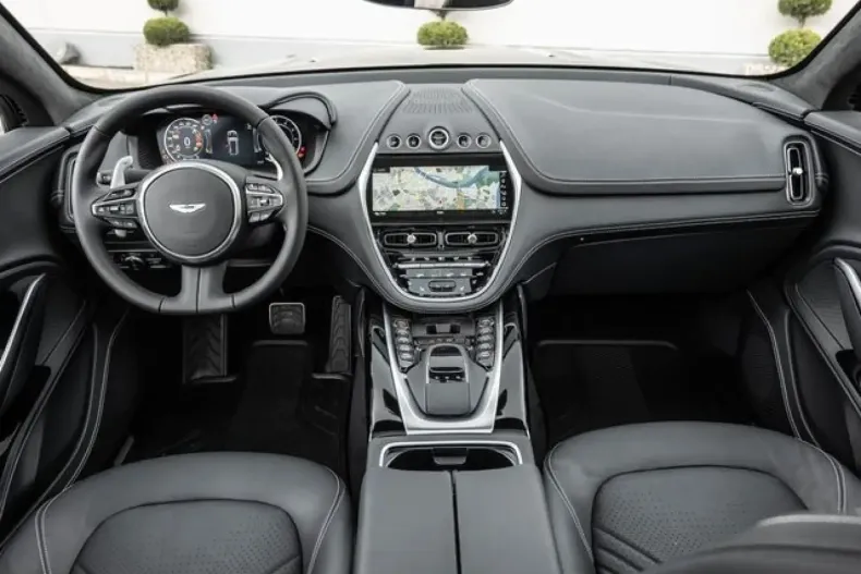 Aston Martin DBX din 2023 cu 7.330 km - oferta AST124629 - foto 18